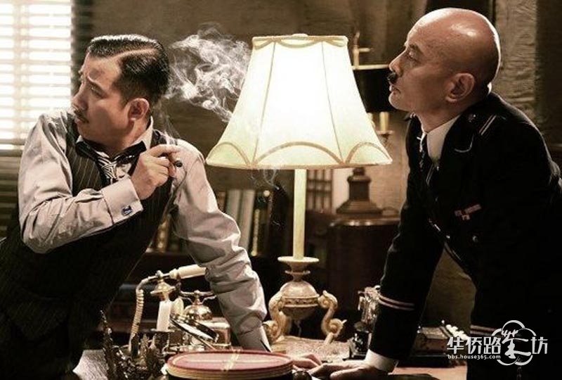 有人说:《一步之遥》对历史和真相的反讽,还算是值得玩味的地方.