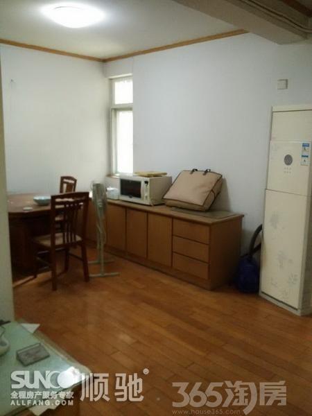 【湖南路中央路马台街地铁口工大教授楼2000