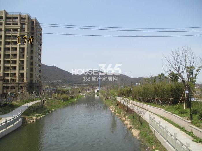 城发云锦城17号楼施工实景图 （2015年3月摄） 